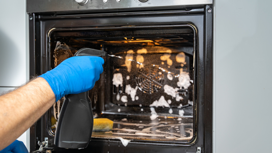 How to Clean an Oven