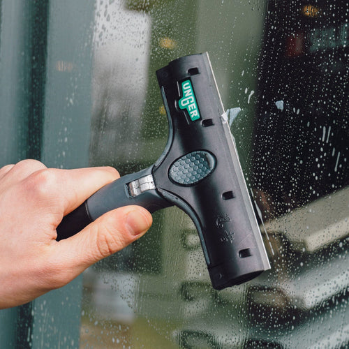 Unger Ninja Scraper and Holster 4" (ENH10)